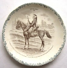 Assiette Terre de Fer N°10 de la série CAVALIERS H.B. & Cie CHOISY LE ROI