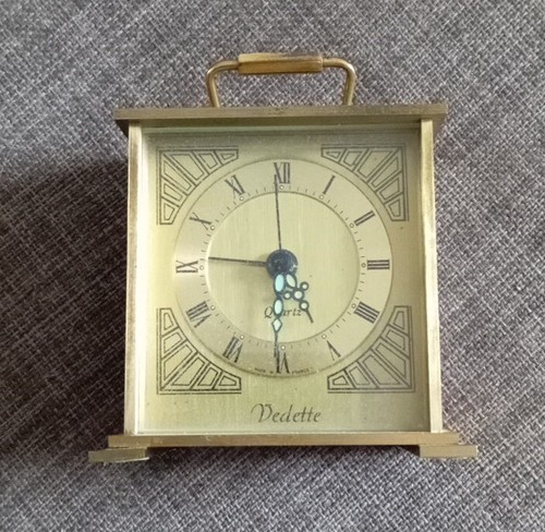 Pendulette réveil vedette - pendulette,