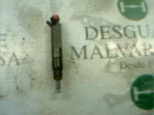 Injecteur 3062540 pour - /,