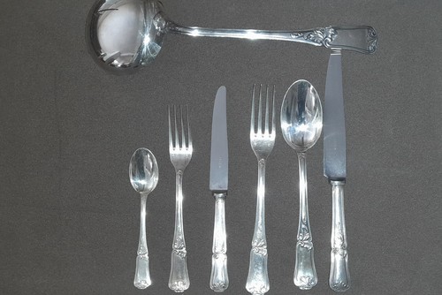 Ménagère métal argenté 84g