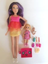 Barbie lot C skipper GHT16 2019 avec poupée Mattel GFL31 son bébé et accessoires