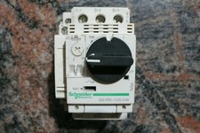 DISJONCTEUR MOTEUR TRIPHASE