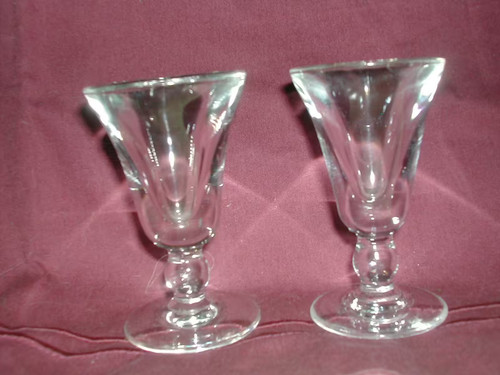 Anciens verres à - 2,