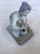 Lladro #4840 - Japanese Girl
