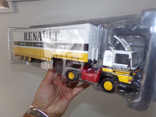Ixo salvat renault d - 1/43,