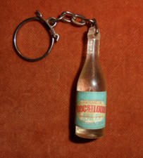 Porte-clés  Key Ring Eau minérale naturelle ROC ST LOUIS pour biberons