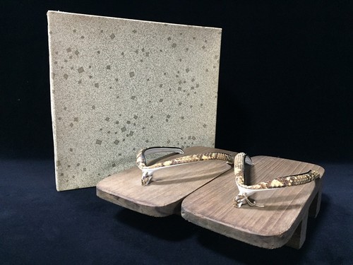 N1333 sandales geta vintage - sandales,