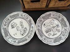 2 ASSIETTES REBUS PARLANTES