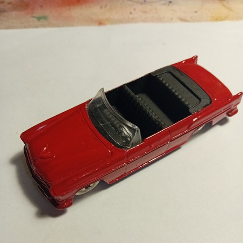 Dinky toys chrysler new - dinky,