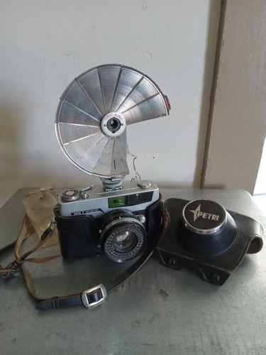 Vintage petri rangefinder - 7s,