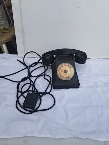 Ancien téléphone noir - ancien,