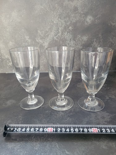 Lot verres à - 3, absinthe