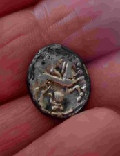 Gaule Carnutes drachme argent au cavalier ailé dessous une  à la main