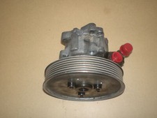 POMPE DE DIRECTION ASSISTEE AUDI A6 II 2.5 TDI 180 CV 4B0145155R / AKE