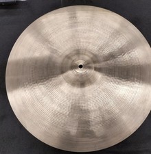 Cymbale Zildjian Avedis 22"