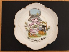 ANCIENNE ASSIETTE DECORATIVE PORCELAINE QUE LA VIE EST BELLE BERGERE DE FRANCE