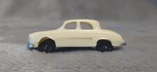 Voiture miniatures 1 /87 e Renault Dauphine blanc crême série 2 1960 Cadum Pax