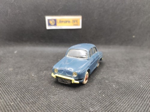 Renault dauphine - ▄▀▄,