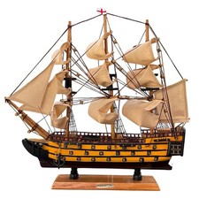 Maquette détaillée en bois du HMS Victory | Voiles et gréement en coton
