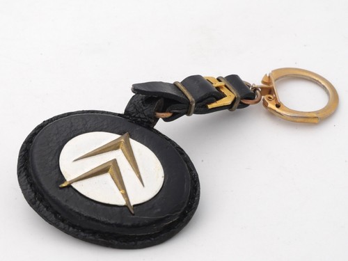 Porte clés ancien keychain - porte,
