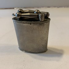 Briquet à essence de table avec plaque taxe Ministère des finances AC