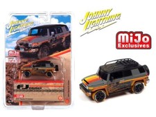 TOYOTA FJ Cruiser 4x4 - 2007 - dirty - Johnny Lightning 1:64
