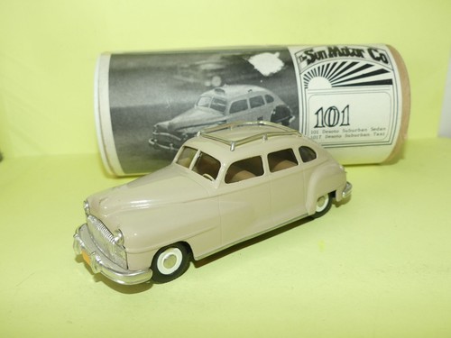 Desoto suburban sedan - desoto, gris