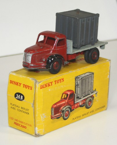 Berliet metal dinky - in, toys