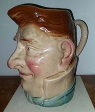 GRAND PICHET FAIENCE SARREGUEMINES VISAGE GROTESQUE