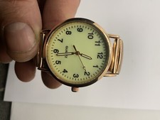 Montre Neuf Quartz