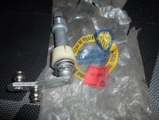 PEUGEOT 504 COUSSINET ESSUI GLACE DROIT NEUF ORIGINE D'EPOQUE