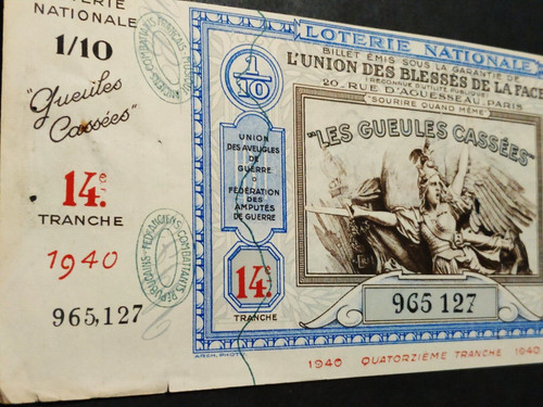 Avec souche les gueules - avec, souche".les