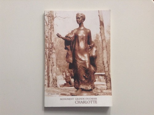 Livre rare monument - livre, rare,