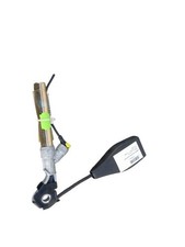 Attache ceinture avant droit