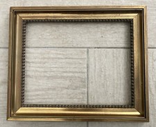 cadre bois dore frise de perles feuillure 26x21 cm