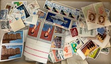 IMPORTANT VRAC DE TIMBRES NEUFS DU MONDE (ENVIRON 4500) ET QUELQUES BLOCS  #76