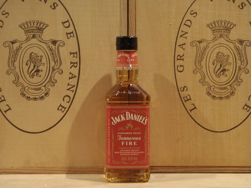 Jack daniels fire whiskey 35cl - whiskey,