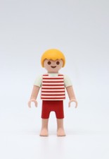 PLAYMOBIL ENFANT garçon