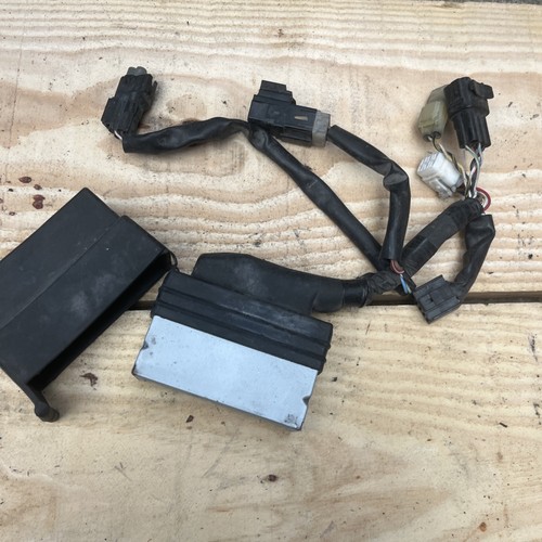 Boîtier électronique abs - boîtier,