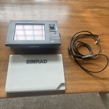 Simrad NSS8 AMER Chartplotter