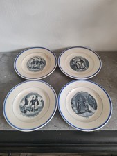 Lot De 4 Assiettes Parlantes