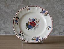 ASSIETTE EN FAÏENCE SIGNÉE