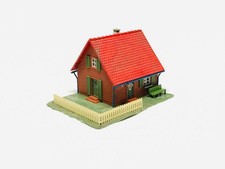 Maison Individuelle en Bois  avec Banc - Faller - Maquette -  Echelle HO