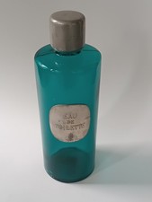 **Flacon en cristal bleu eau