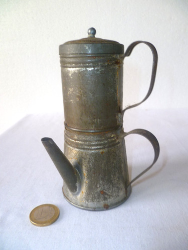 Ancienne cafetière fer - cafetiÈre, en