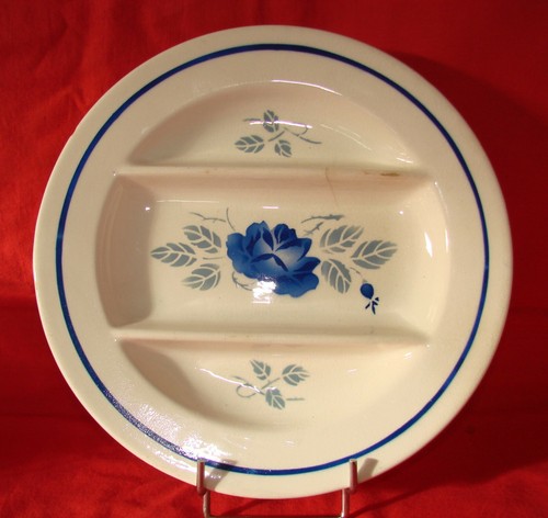 Ancienne assiette - , à