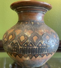 Ancien Vase Céramique En Faïence De Quimper Signé HB Odetta