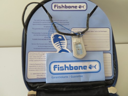 Montre pendentif fishbone - montre,