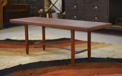 Table basse scandinave - , en