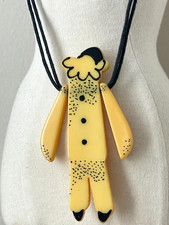 Collier vintage Pendentif Pierrot Arlequin Marionnette Jaune & Noir H=11,3cm